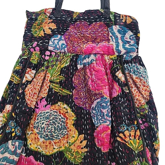 Floral Pleated Quilted Cotton Handstitched Cottagecore Boho Magnetic Hobo Bag - Picture 2 of 13